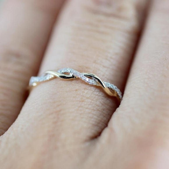 *NEW Rose Gold Twisted Round Diamond Eternity Ring - Picture 2 of 5